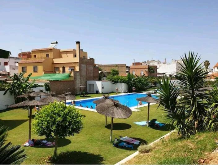 Apartamento Con Patio Y Piscina Cerca De Sevilla 拉阿尔加瓦 外观 照片