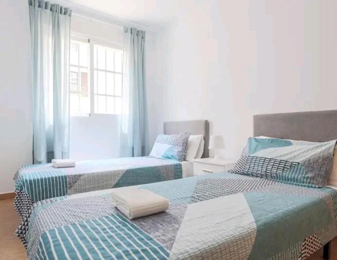 Apartamento Con Patio Y Piscina Cerca De Sevilla 拉阿尔加瓦 外观 照片