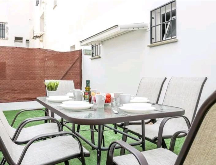 Apartamento Con Patio Y Piscina Cerca De Sevilla 拉阿尔加瓦 外观 照片